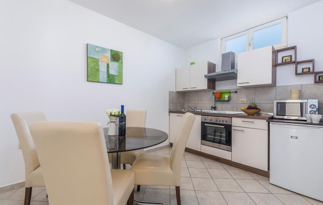 Apartments Dobrec Fuškulin エクステリア 写真